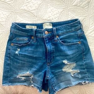Universal Thread distressed jean shorts